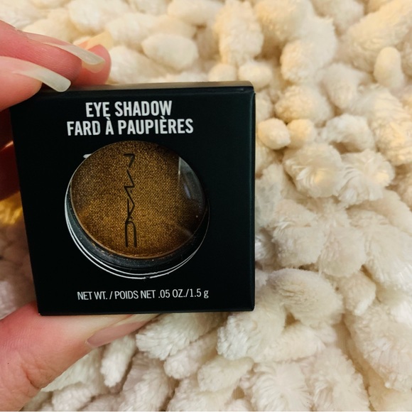 MAC Eyeshadow Amber Lights Frost - Picture 2 of 7